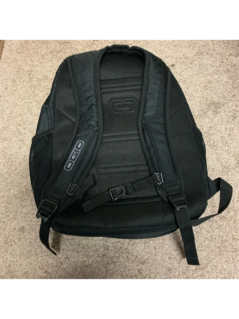 OGIO black laptop backpack travel bag holds 17